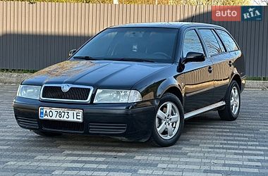 Универсал Skoda Octavia 2001 в Сваляве