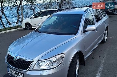Універсал Skoda Octavia 2011 в Одесі