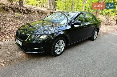 Лифтбек Skoda Octavia 2019 в Мукачево