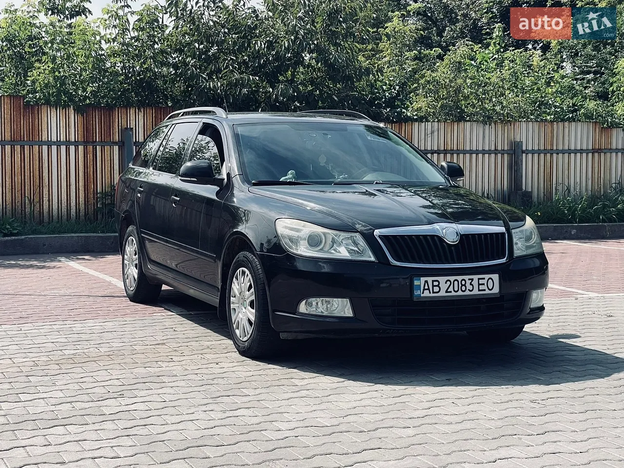 2010 Skoda Octavia - мініатюра 11