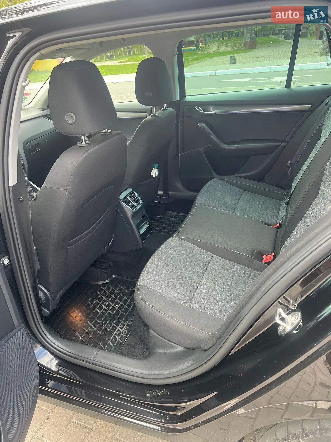 2019 Skoda Octavia - мініатюра 13