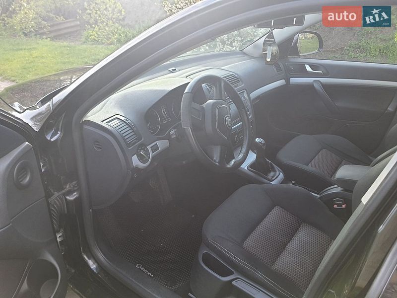 Универсал Skoda Octavia 2011 в Прилуках