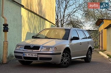 Универсал Skoda Octavia 2001 в Жовкве