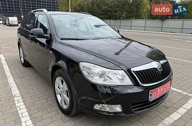 Універсал Skoda Octavia 2010 в Луцьку