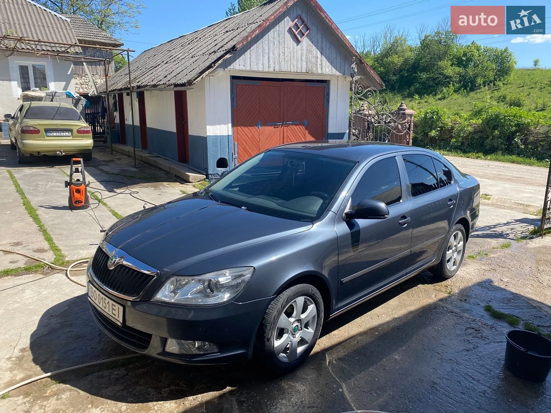 2010 Skoda Octavia - мініатюра 2