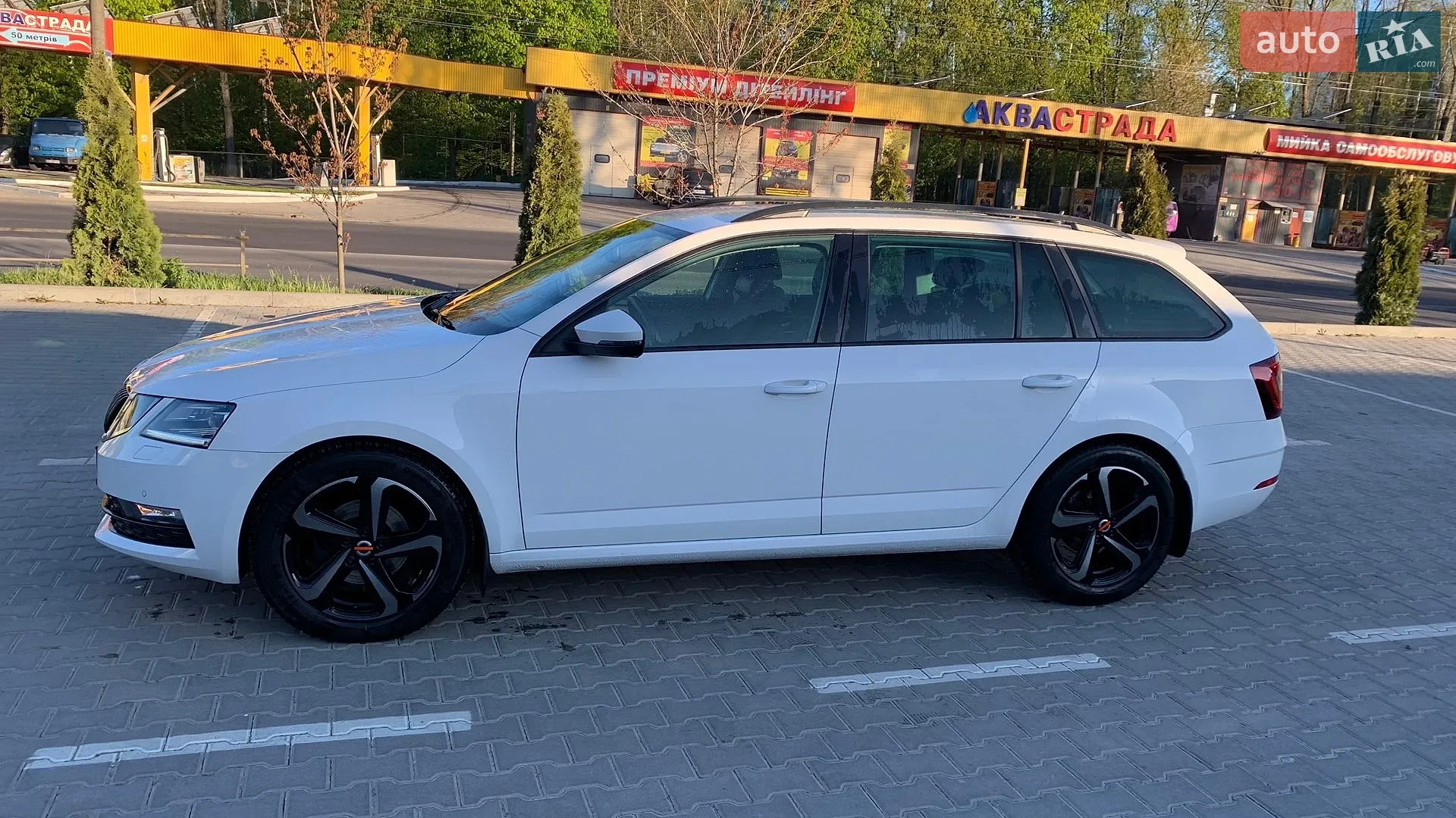 2019 Skoda Octavia - мініатюра 2