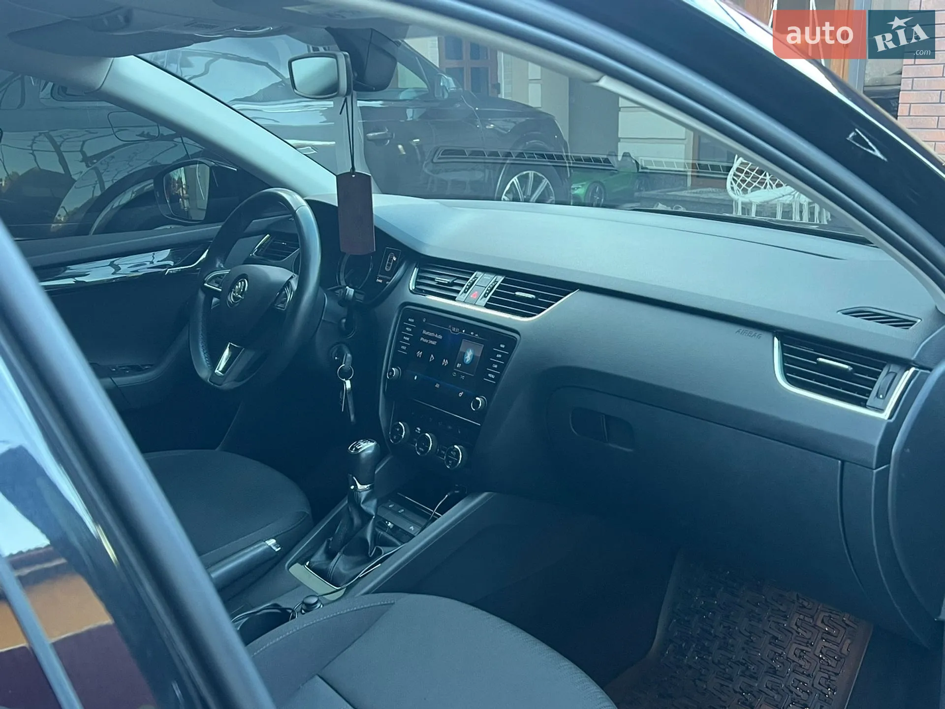 2019 Skoda Octavia - мініатюра 9