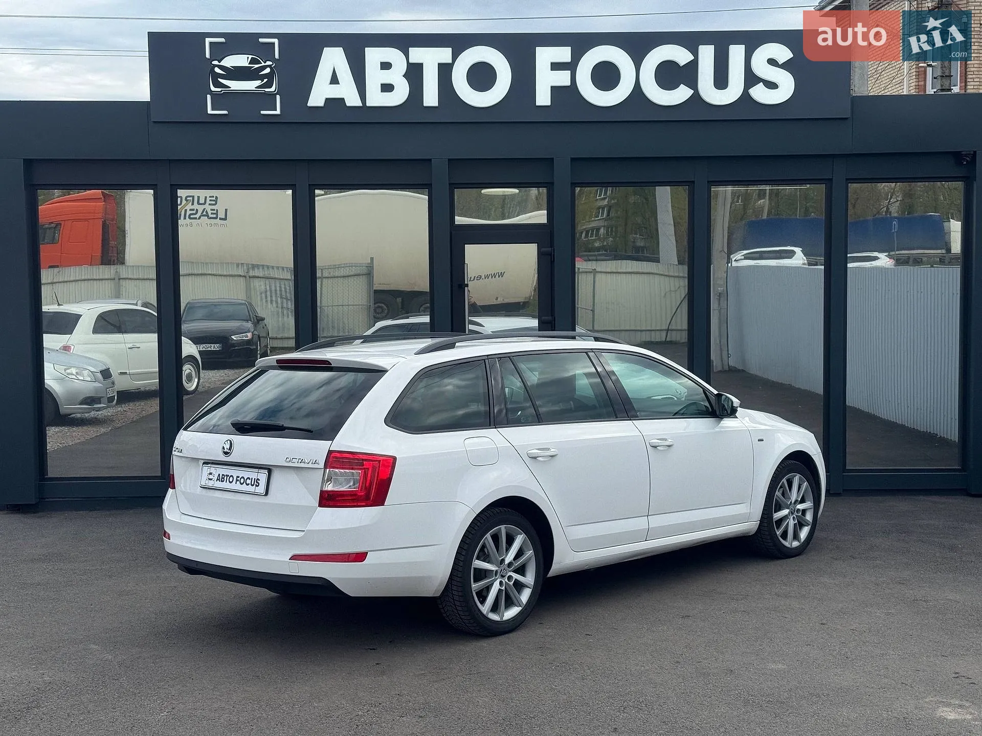 2016 Skoda Octavia - мініатюра 5