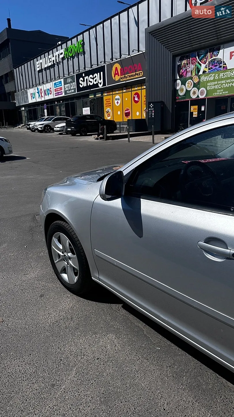 2011 Skoda Octavia - мініатюра 9