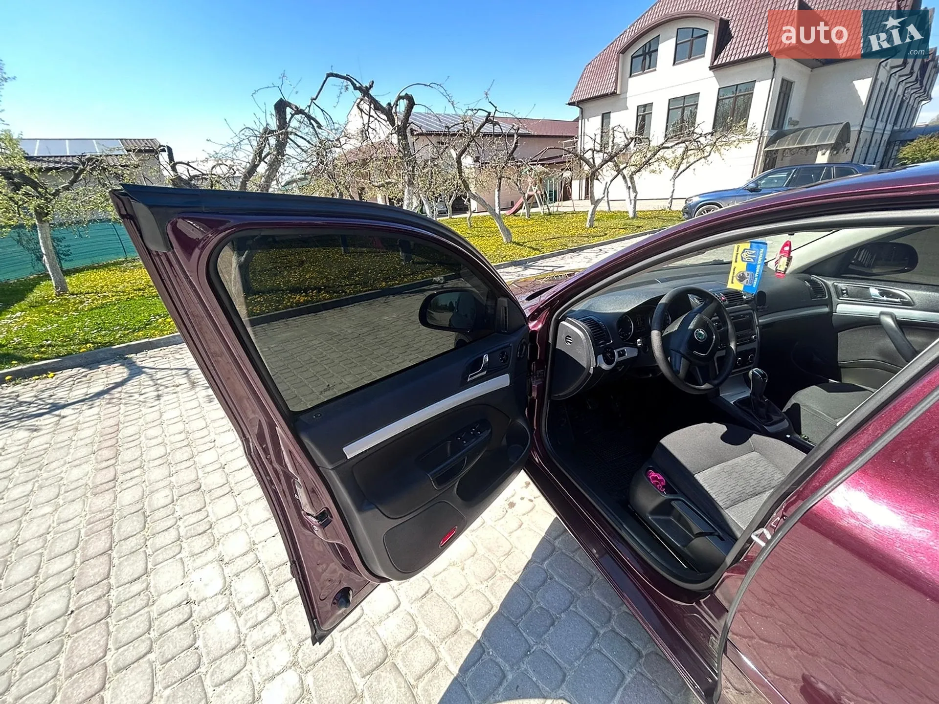 2011 Skoda Octavia - мініатюра 13