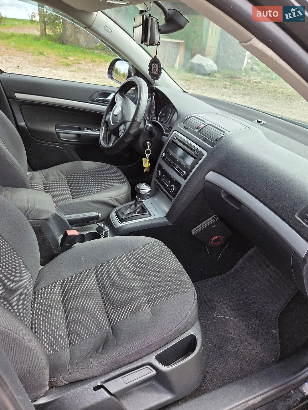 2011 Skoda Octavia - мініатюра 13