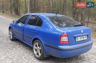 Лифтбек Skoda Octavia 2001 в Лебедине