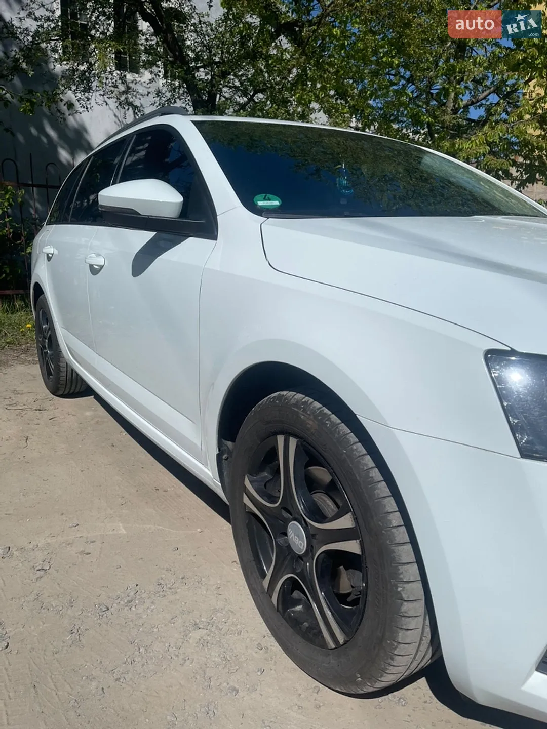 2017 Skoda Octavia - мініатюра 10