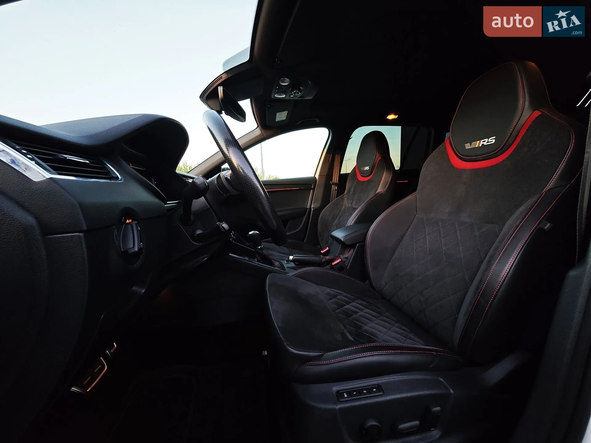 2019 Skoda Octavia - мініатюра 36