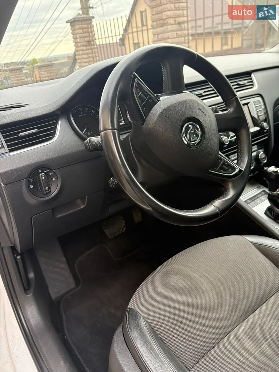 2015 Skoda Octavia - мініатюра 12