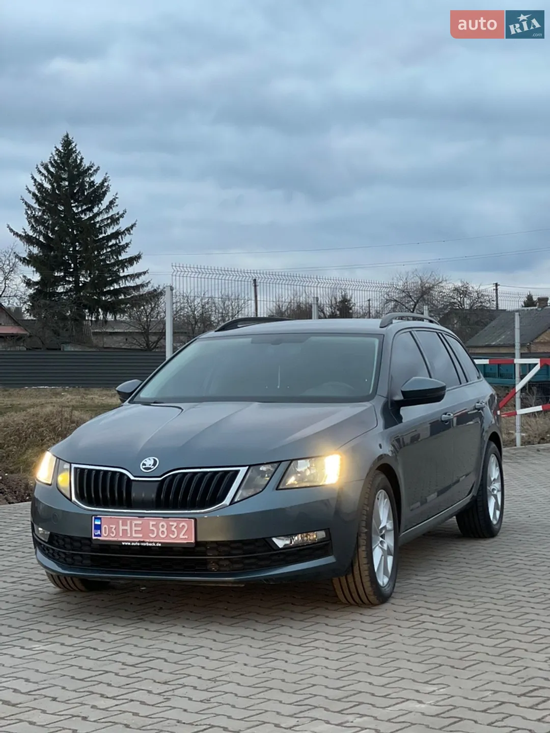 2019 Skoda Octavia - мініатюра 10