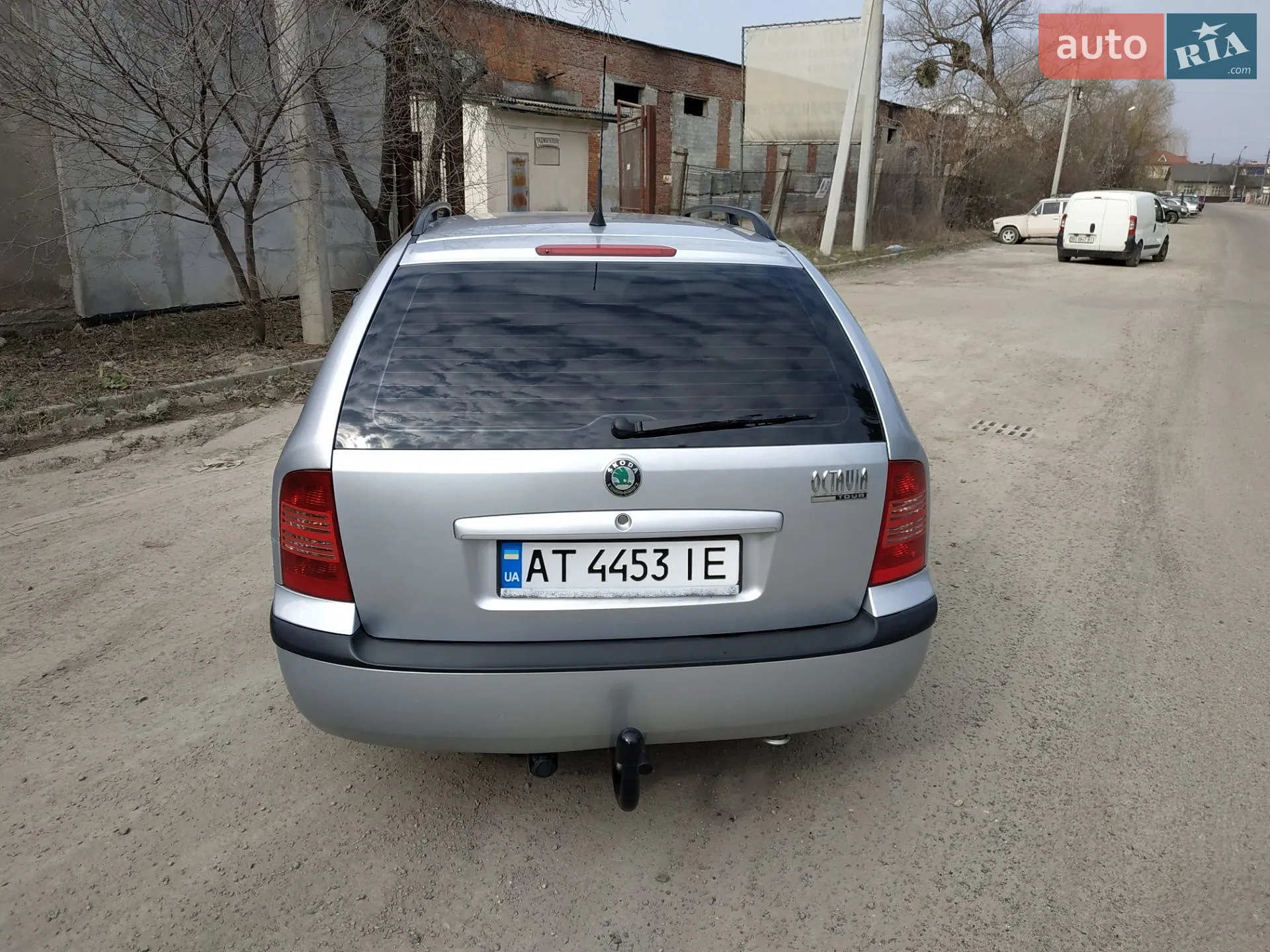 2010 Skoda Octavia - мініатюра 2