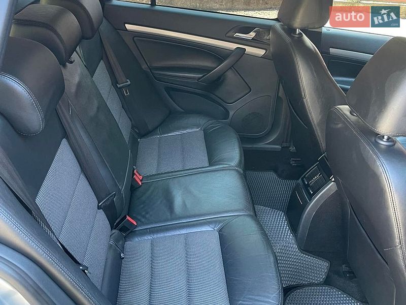 Универсал Skoda Octavia 2010 в Тячеве