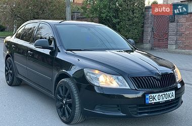 Лифтбек Skoda Octavia 2009 в Ровно