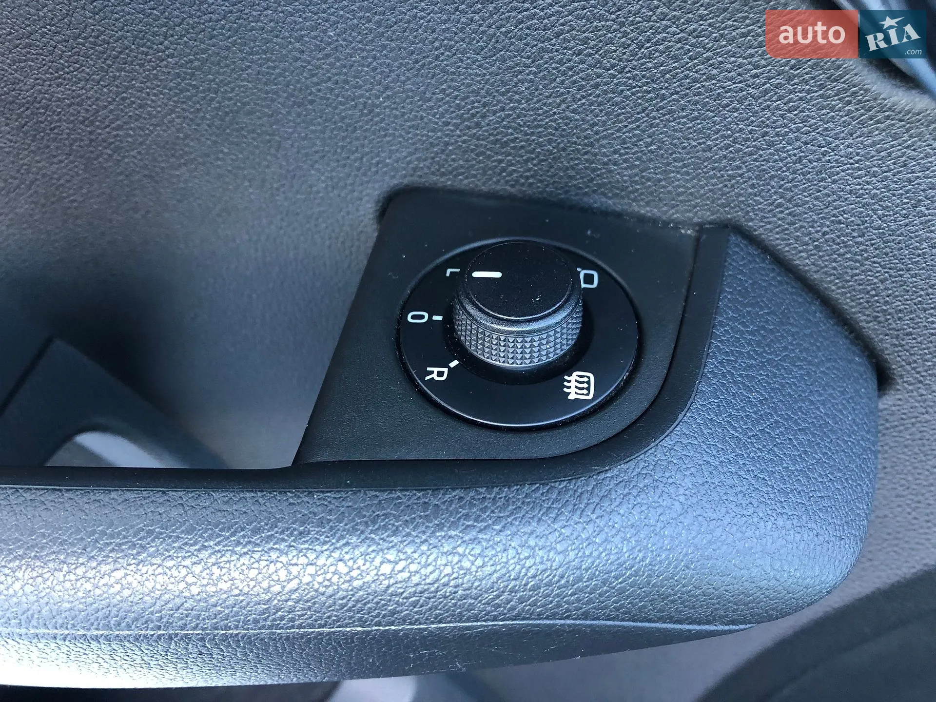 2015 Skoda Octavia - мініатюра 61