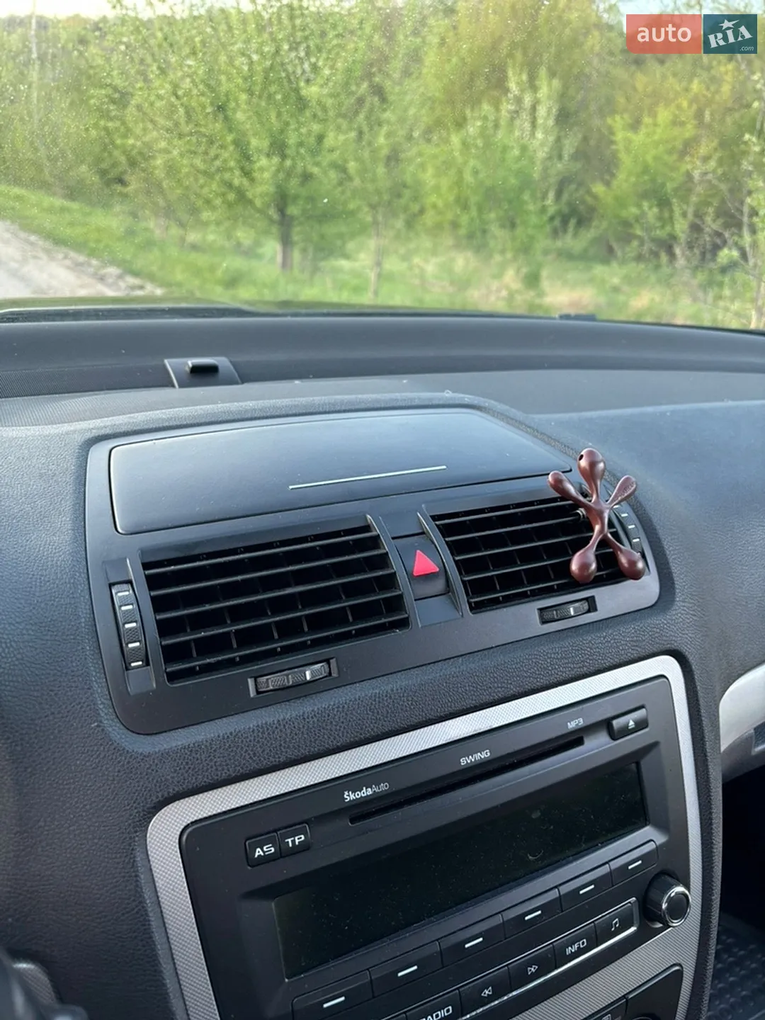 2011 Skoda Octavia - мініатюра 18