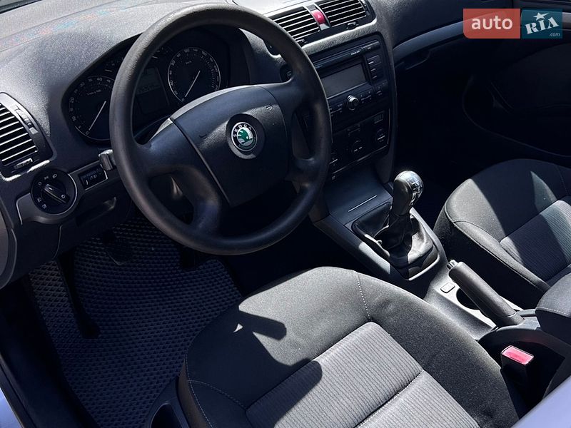 Лифтбек Skoda Octavia 2008 в Ужгороде