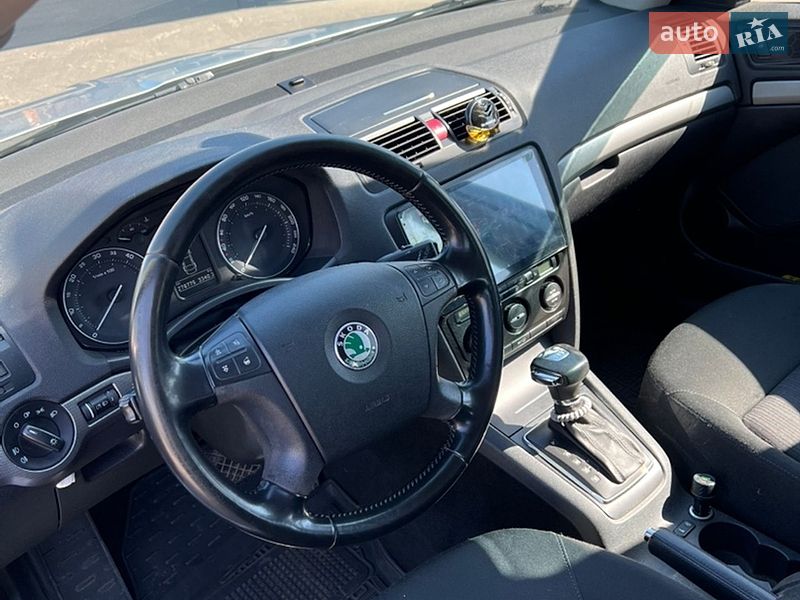 Універсал Skoda Octavia 2008 в Чернігові
