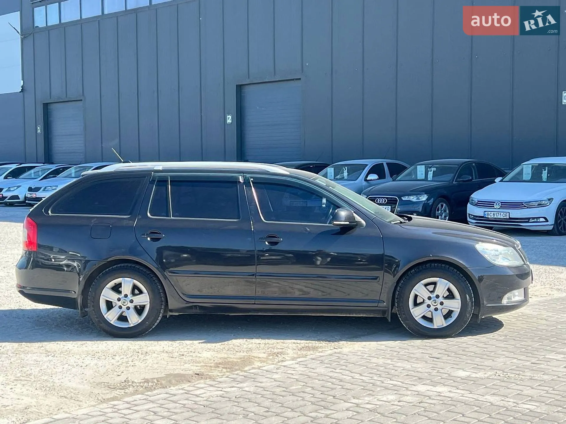 2010 Skoda Octavia - мініатюра 9