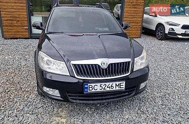 Универсал Skoda Octavia 2010 в Мостиске