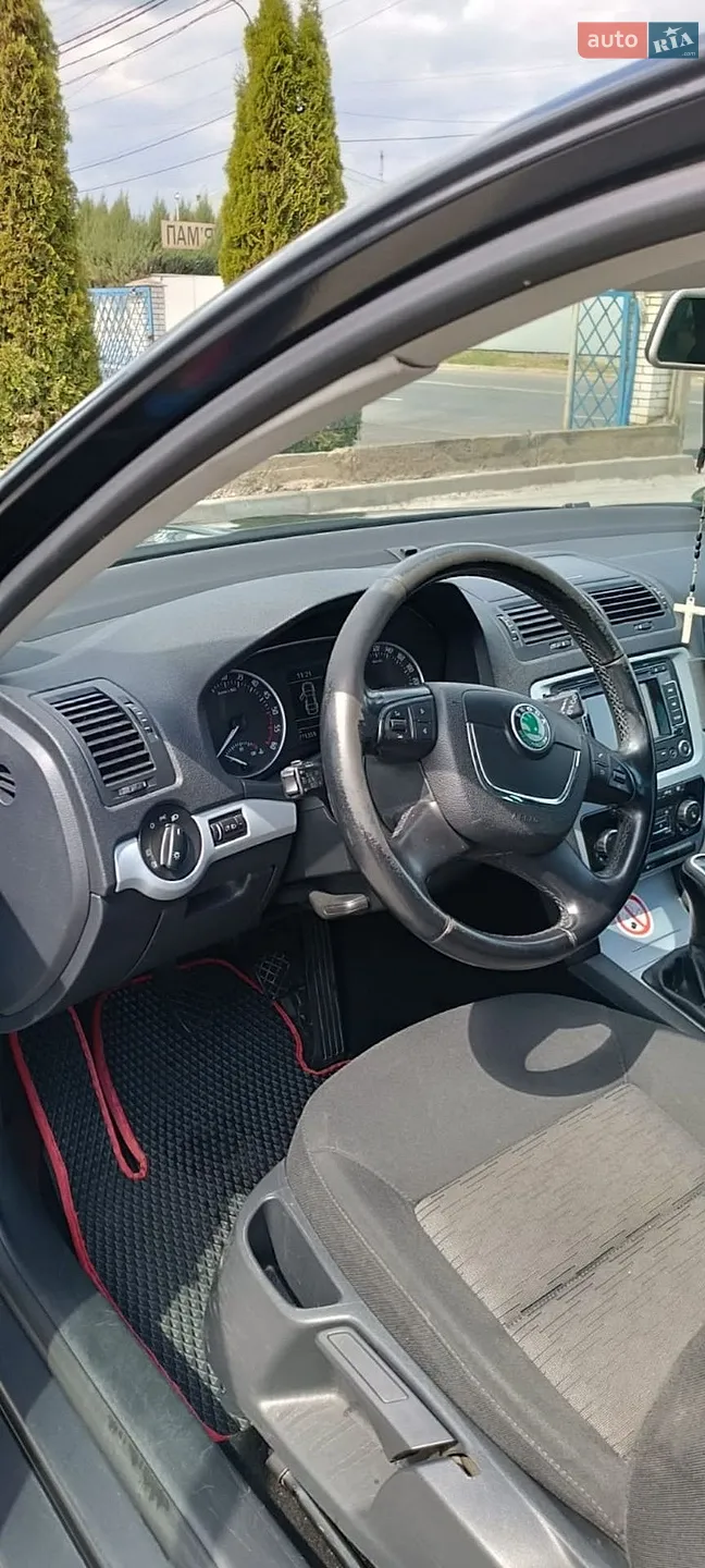 2011 Skoda Octavia - мініатюра 7