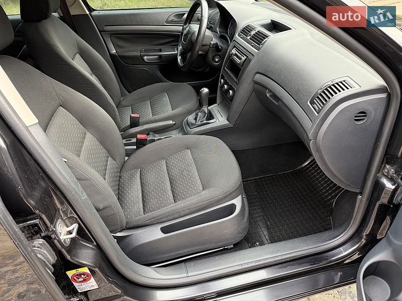 Ліфтбек Skoda Octavia 2009 в Охтирці