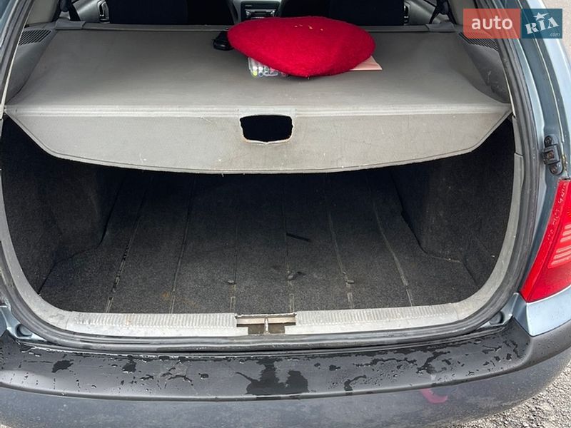 Универсал Skoda Octavia 2003 в Первомайске