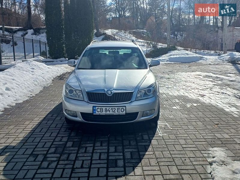 Універсал Skoda Octavia 2011 в Прилуках