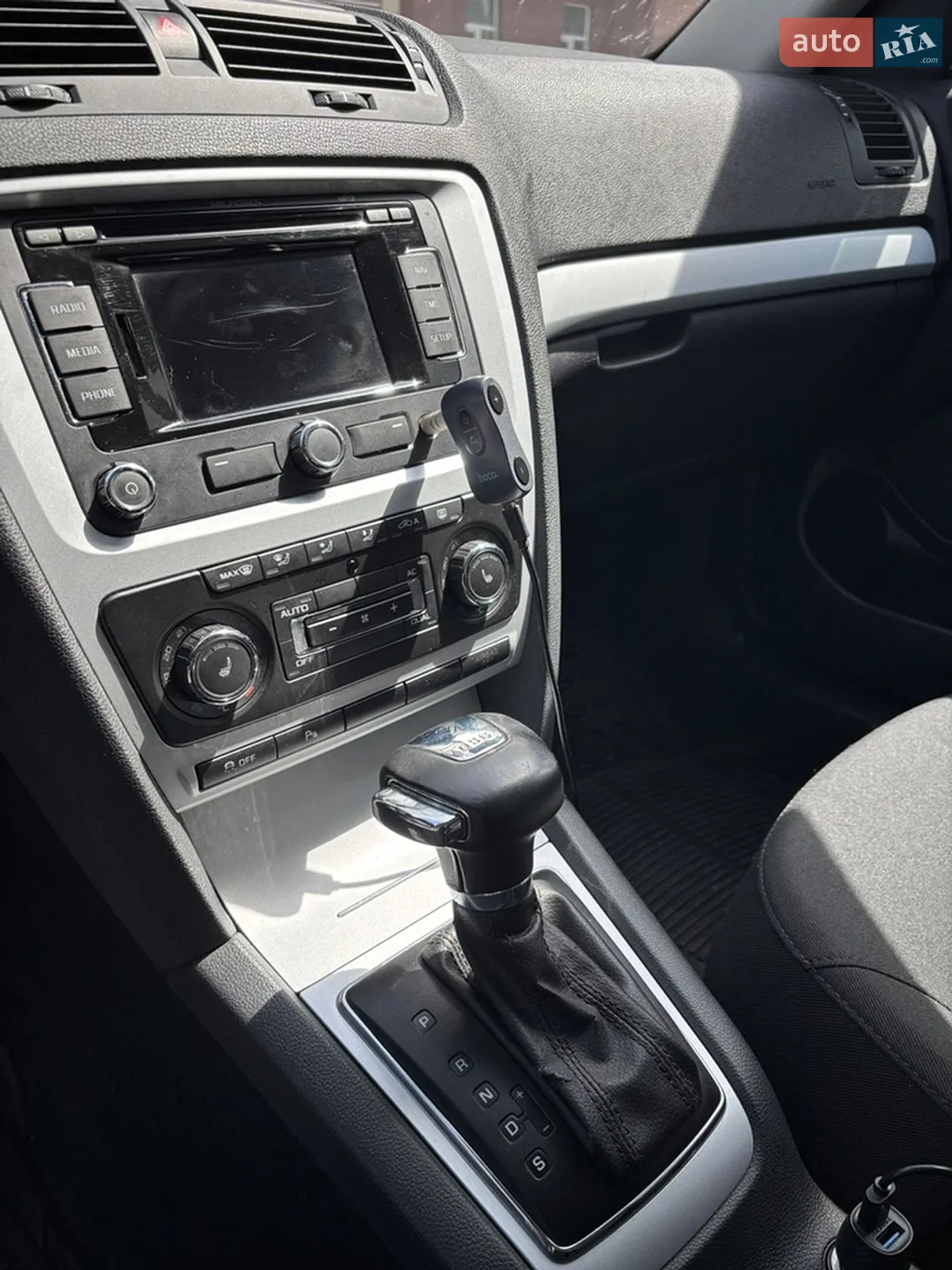 2011 Skoda Octavia - мініатюра 12