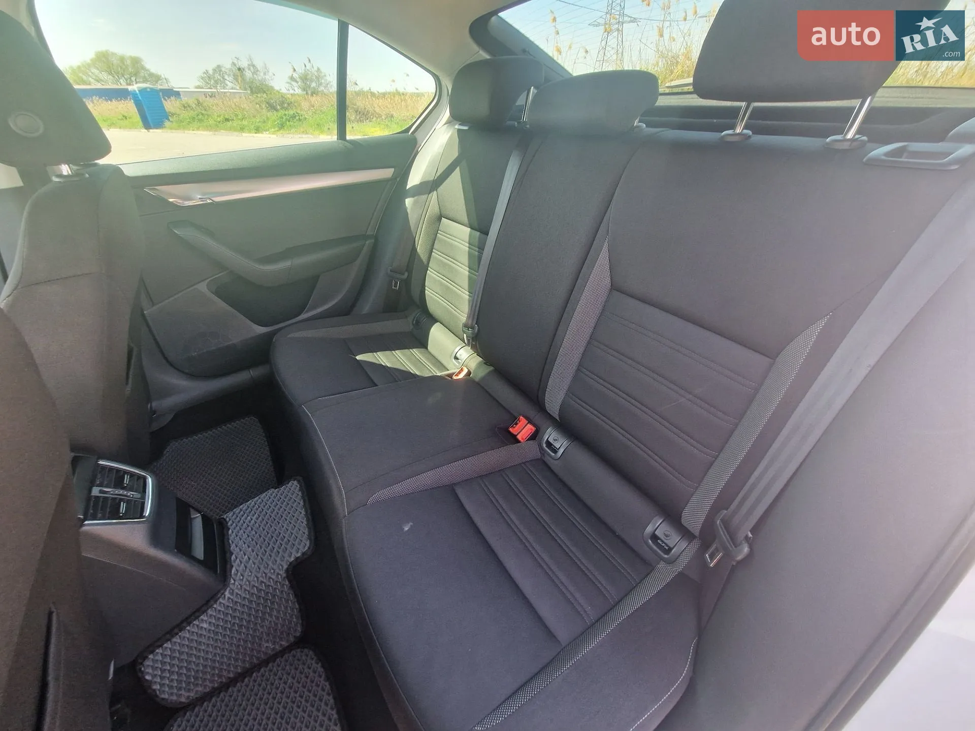 2017 Skoda Octavia - мініатюра 12