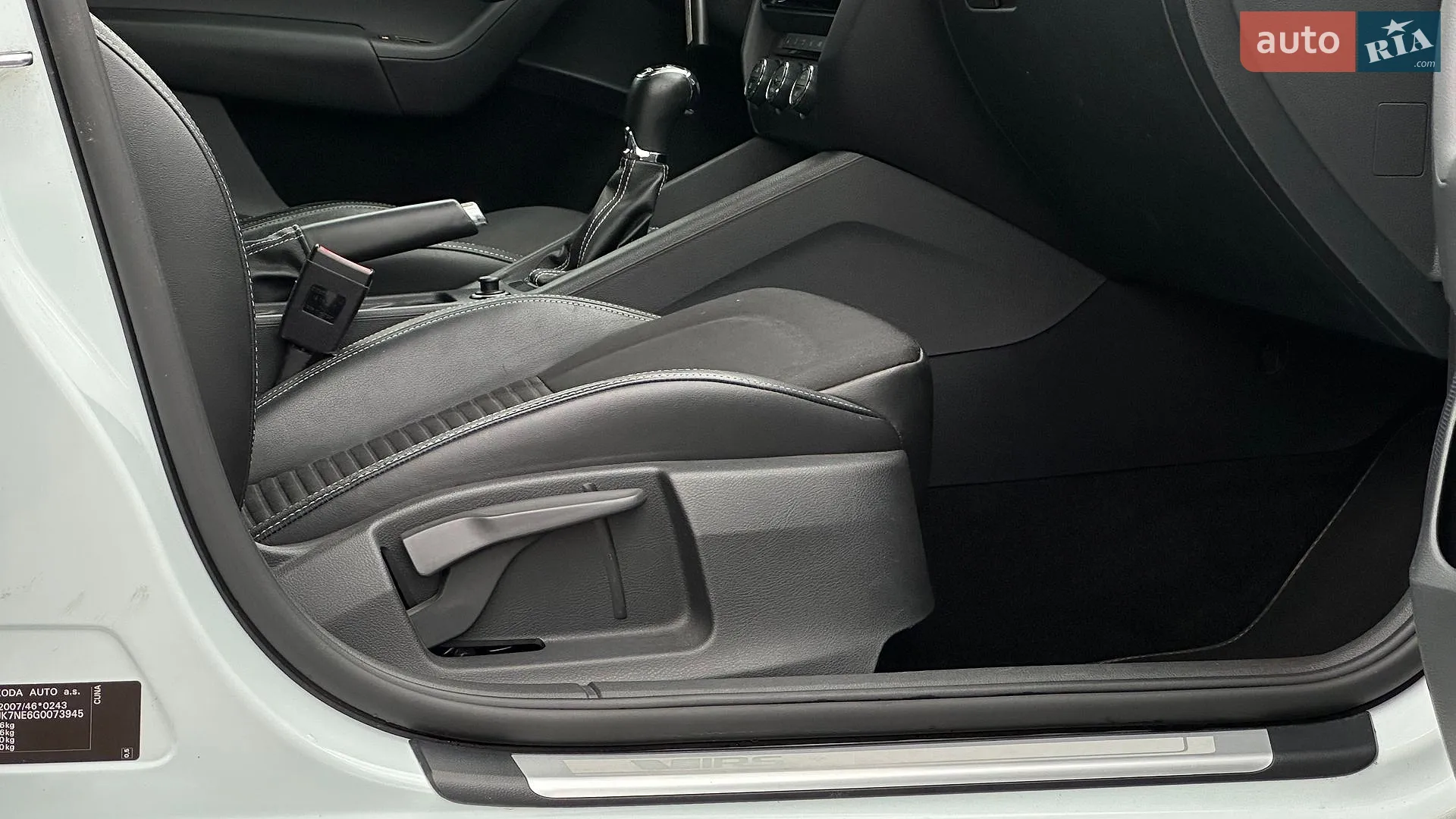 2015 Skoda Octavia - мініатюра 76