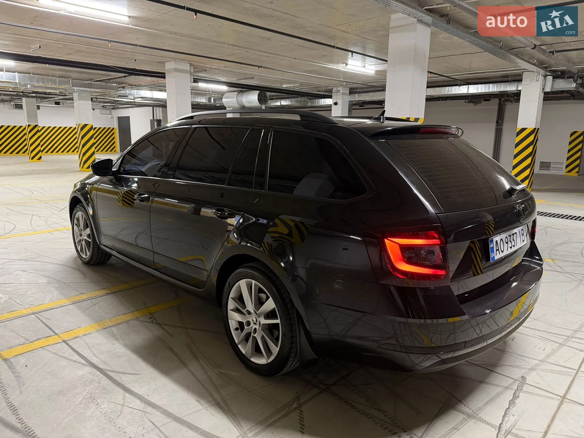 Skoda Octavia 2020 VIN TMBLK7NEXL0185344 фото оголошення 5 з 18