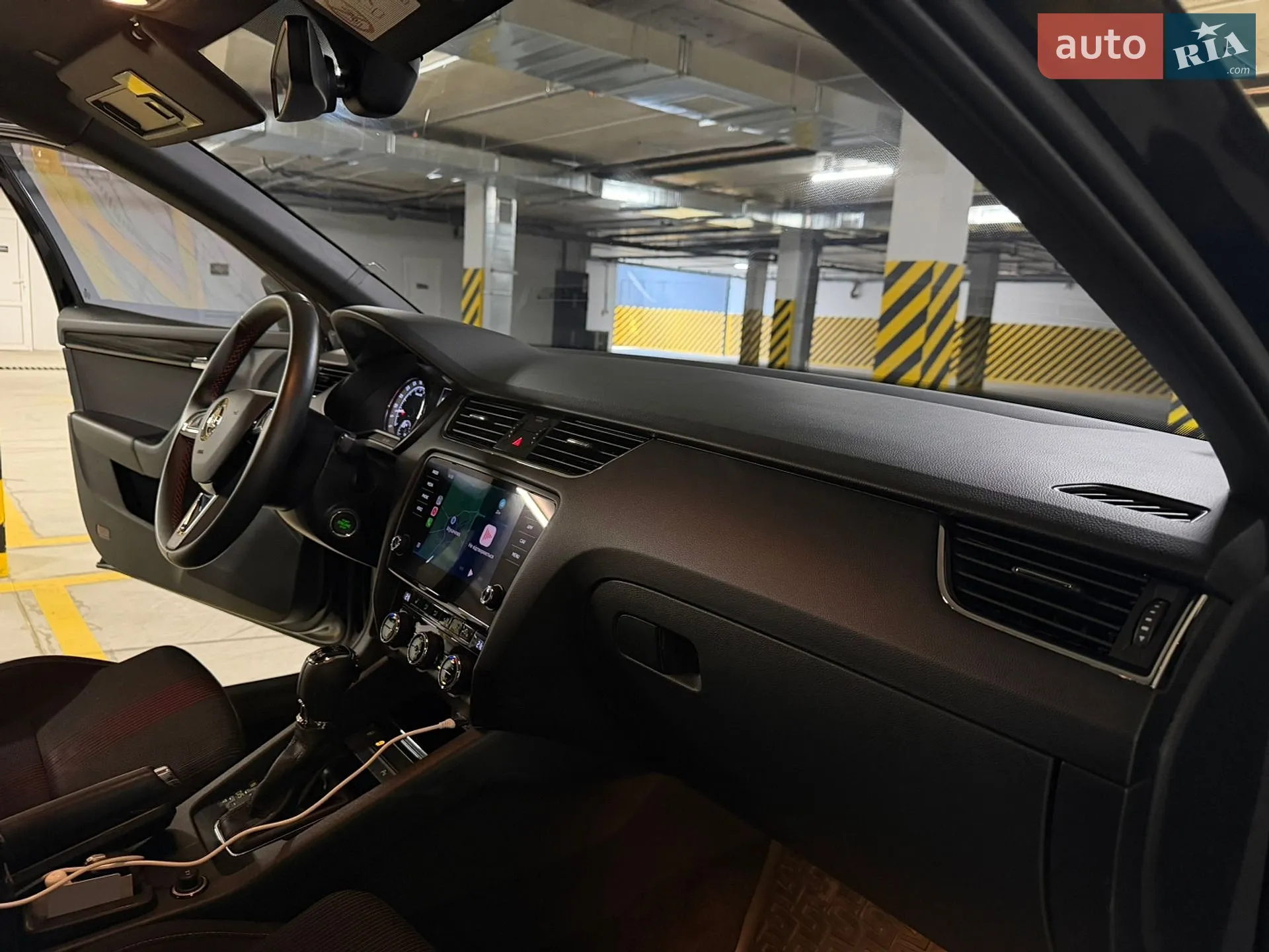 Skoda Octavia 2020 VIN TMBLK7NEXL0185344 фото оголошення 17 з 18