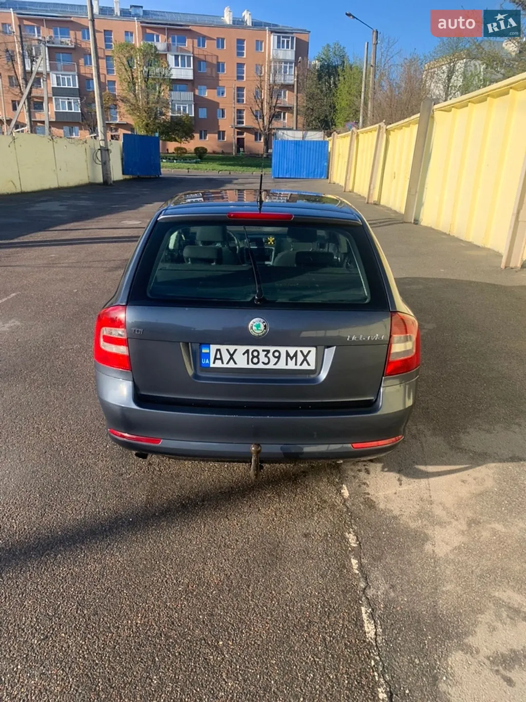 2010 Skoda Octavia - мініатюра 13