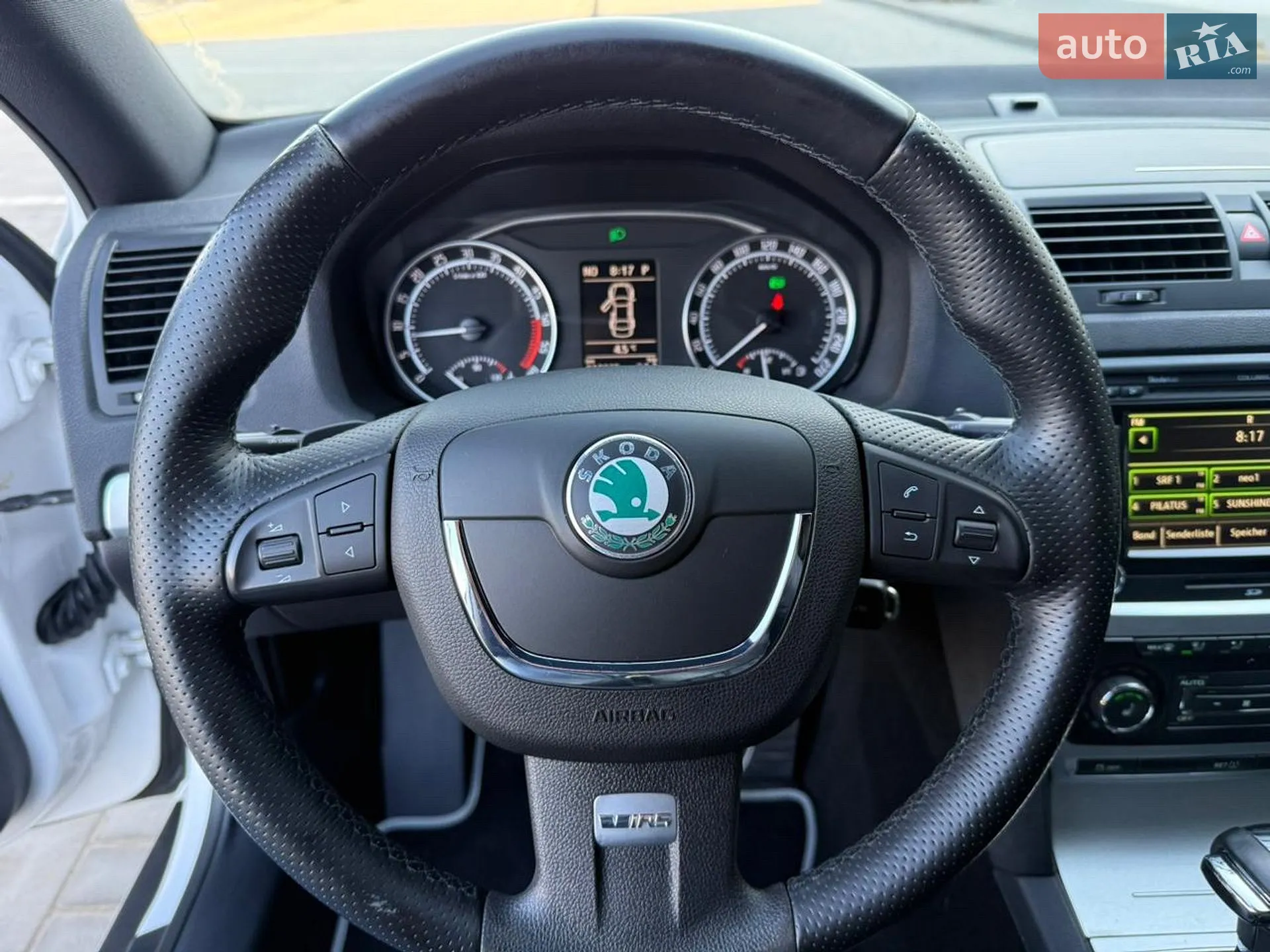 2010 Skoda Octavia - мініатюра 22