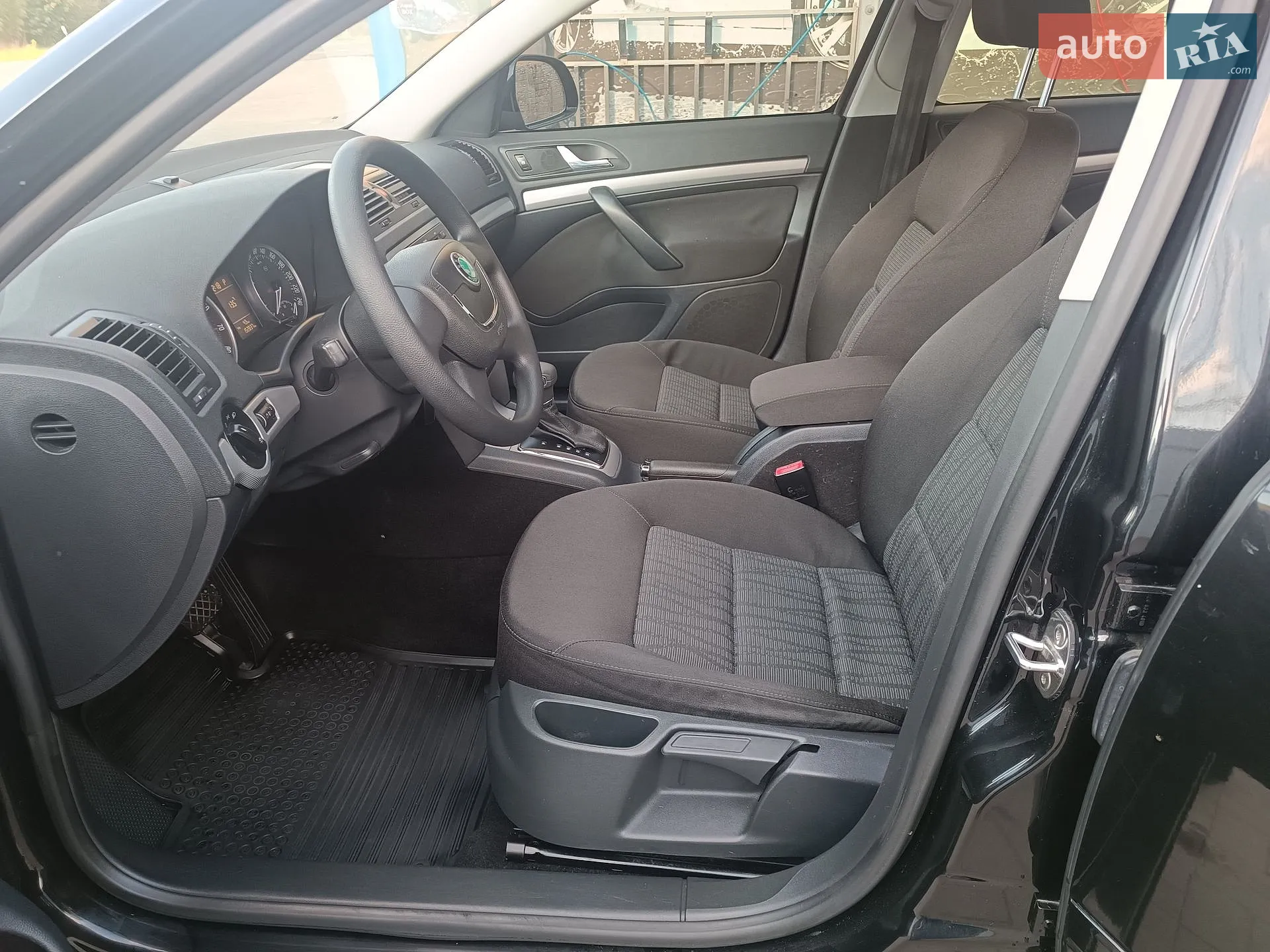 2012 Skoda Octavia - мініатюра 24