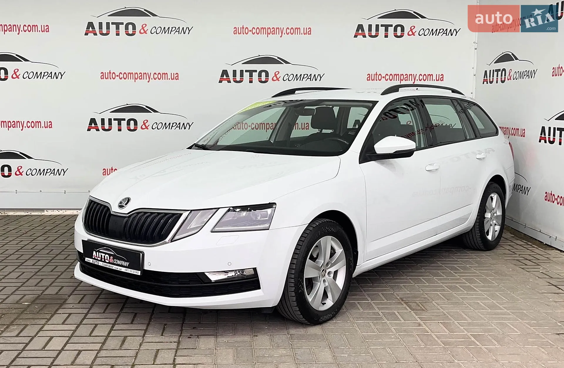 2019 Skoda Octavia - фото 1