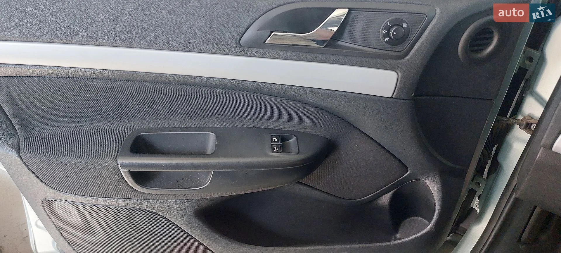 2011 Skoda Octavia - мініатюра 12