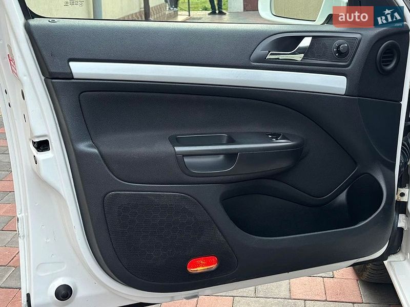 Универсал Skoda Octavia 2009 в Днепре