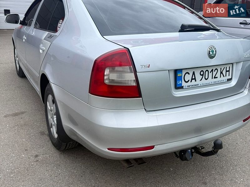 Лифтбек Skoda Octavia 2010 в Шполе