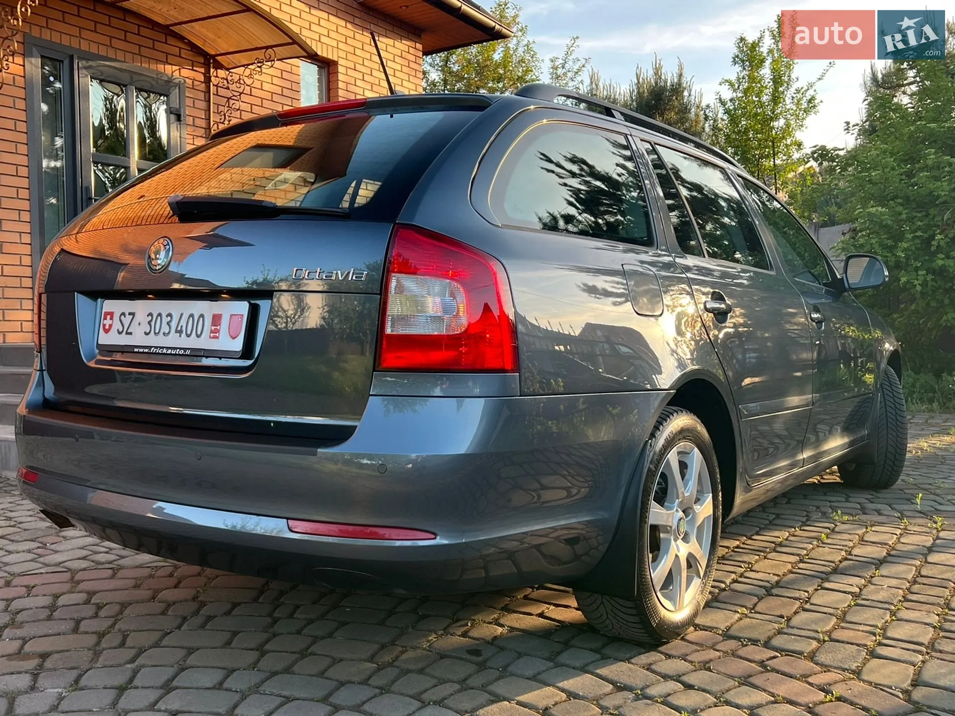 2011 Skoda Octavia - мініатюра 17