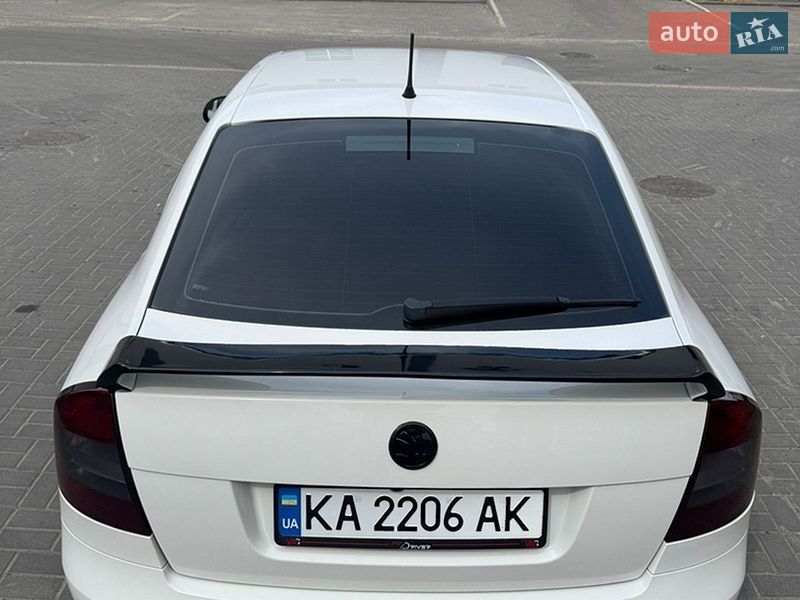 Лифтбек Skoda Octavia 2012 в Киеве