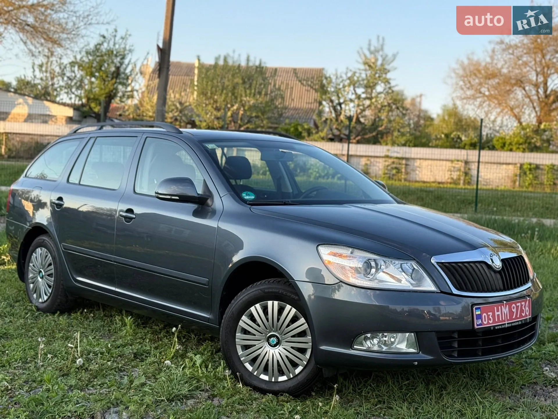 2010 Skoda Octavia - мініатюра 2