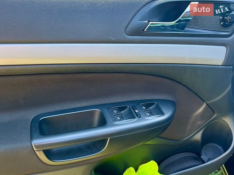 Универсал Skoda Octavia 2012 в Полтаве