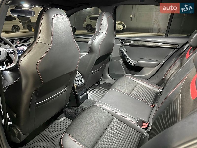 Лифтбек Skoda Octavia 2014 в Днепре